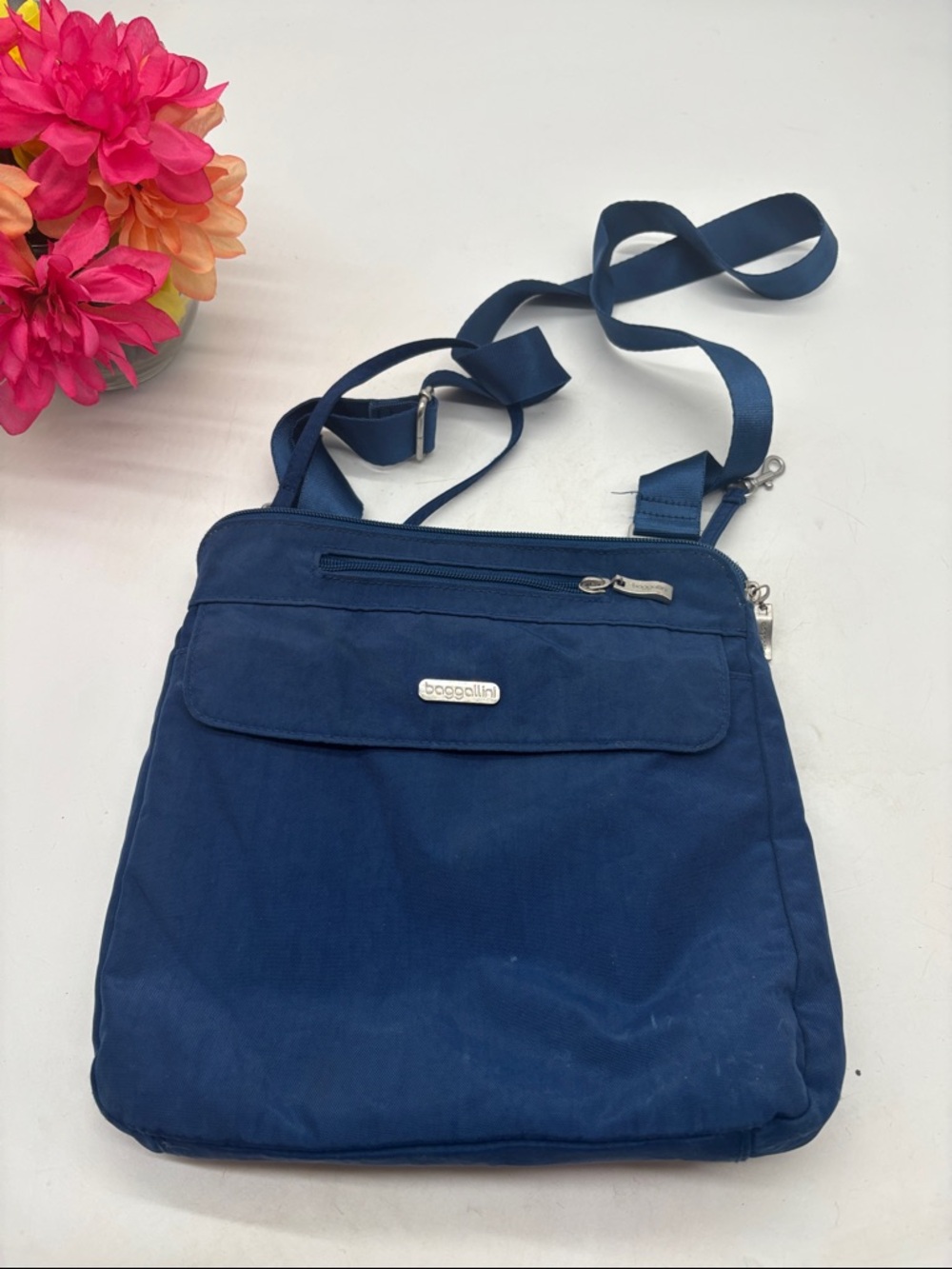 Baggallini Navy Blue Compact Crossbody Organizer